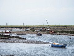 DSC7414-1  [c]JOHN HUTCHISON : Burnham Overy Staithe