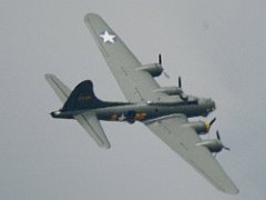 DSC6996  [c]JOHN HUTCHISON : Boeing B-17G Flying Fortress, G-BEDF, Old Buckenham 2021, Sally B