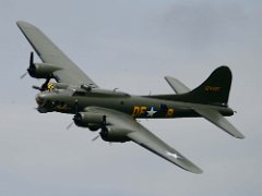 DSC7038  [c]JOHN HUTCHISON : Boeing B-17G Flying Fortress, G-BEDF, Old Buckenham 2021, Sally B