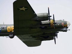 DSC7226  [c]JOHN HUTCHISON : Boeing B-17G Flying Fortress, G-BEDF, Old Buckenham 2021, Sally B