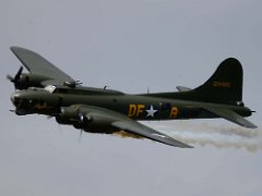 DSC7263  [c]JOHN HUTCHISON : Boeing B-17G Flying Fortress, G-BEDF, Old Buckenham 2021, Sally B
